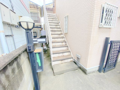 【エントランス】 | ロイヤルコート１番館