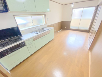 【居間・リビング】 | ロイヤルコート１番館