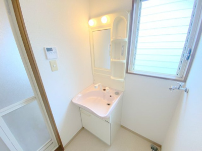 【洗面所】 | ロイヤルコート１番館