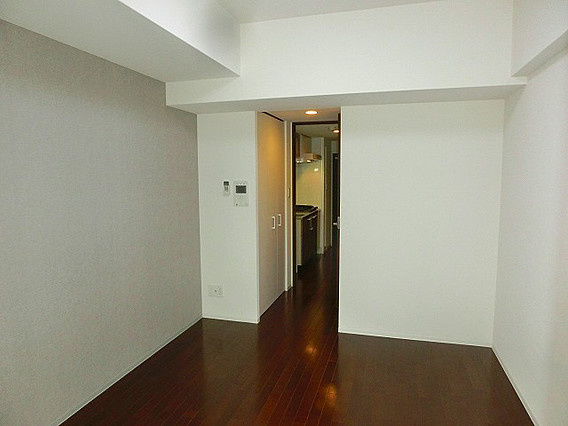 レジュールアッシュ神戸元町の洋室