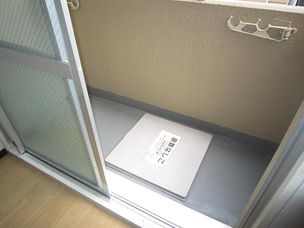 ロイヤルメゾン魚崎2のバルコニー