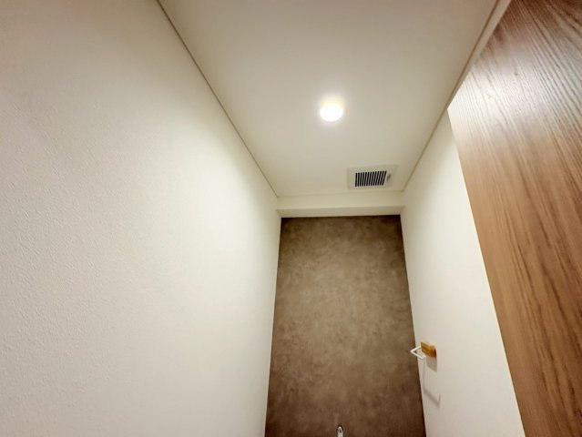 ロイヤルメゾン岡本の内装