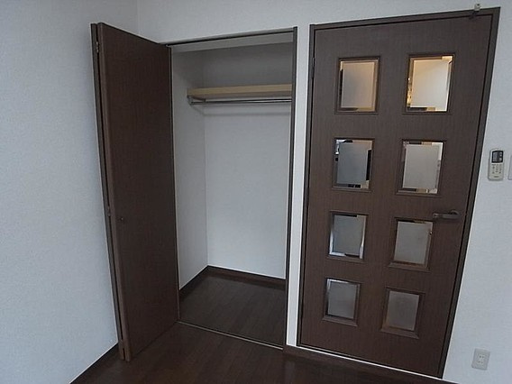 HU岩屋ハイツの収納