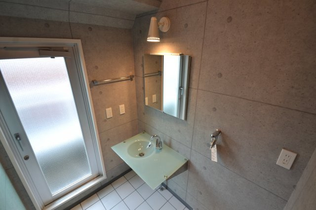 エルトスト神戸の洗面所