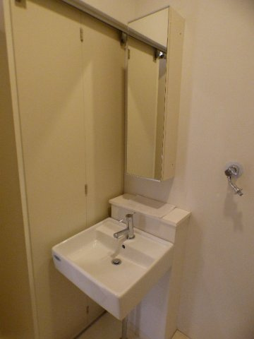 E.E　E.Wの洗面所