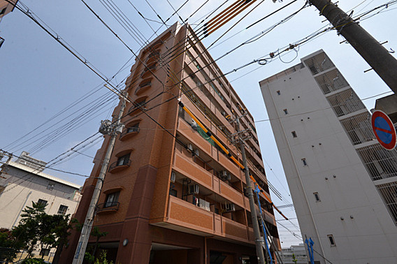ダイアパレス王子公園の外観