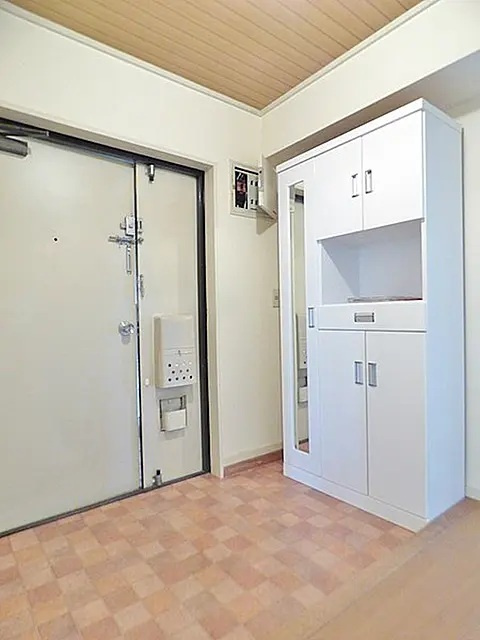 芦屋緑1住宅の玄関