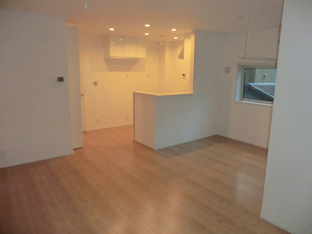 ベル―ディア下山手の居間・リビング