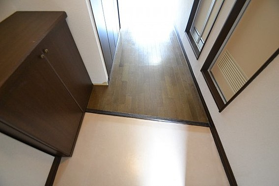 六甲カーサ・デ・ピエドラの玄関