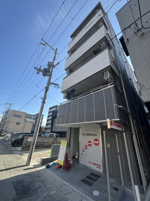 NISHINOMIYA・FRONTの外観