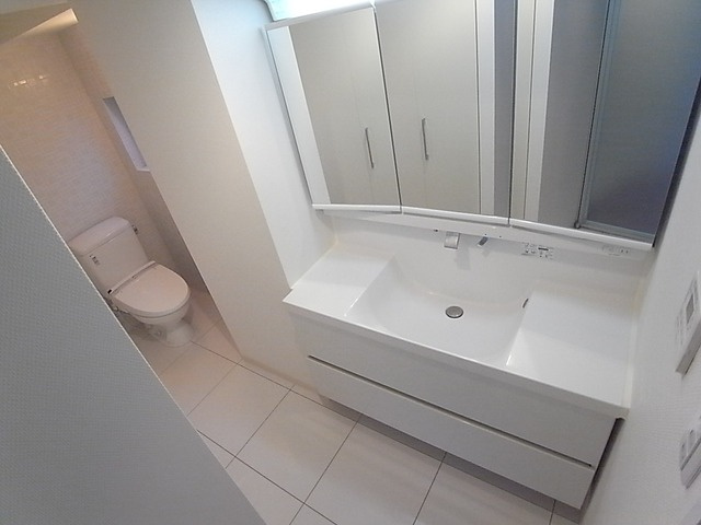 POCO A POCO三宮ハイタワーの洗面所