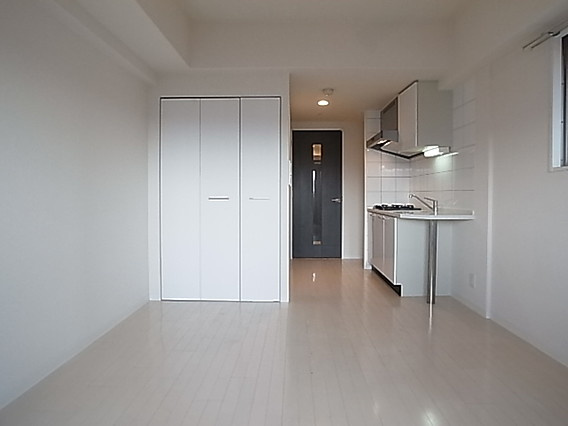 エヴァステージ神戸六甲の洋室