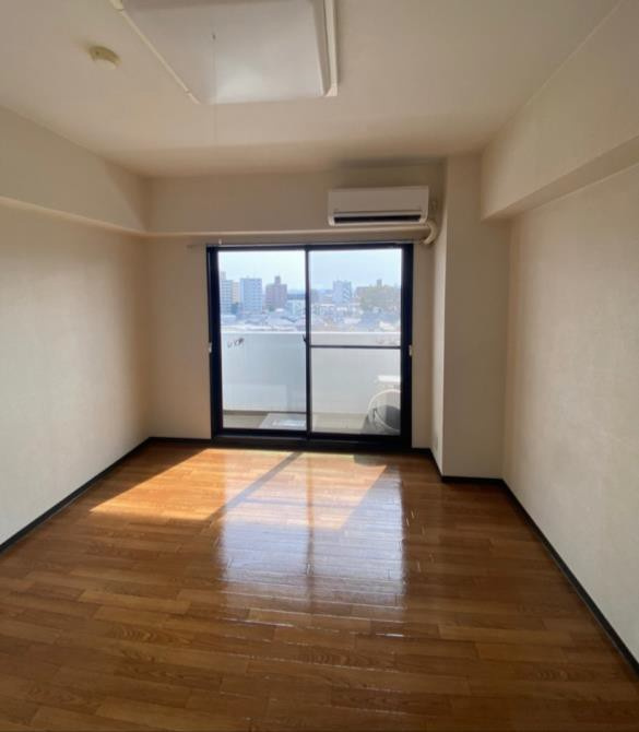 サンクラッソ阪急六甲駅前EASTの居間・リビング