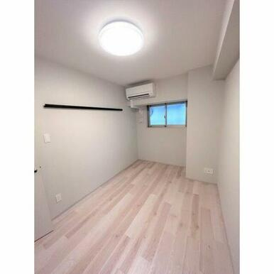 LiveCasa西宮（ライヴカーサ西宮）の居間・リビング