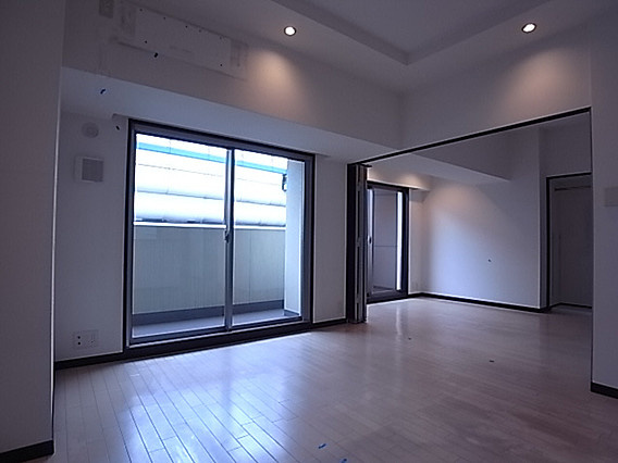 エステムプラザ神戸元町海岸通の洋室