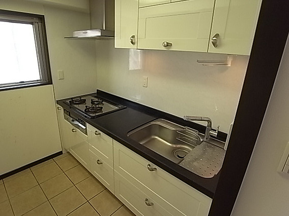 エステムプラザ神戸元町海岸通のキッチン