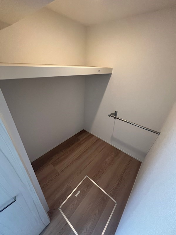 エレナ本山の収納