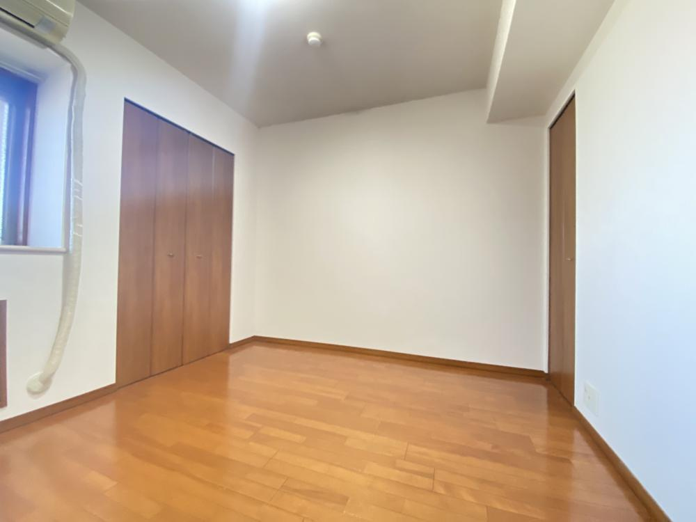 ロイヤル西宮北口アバンティエの居間・リビング