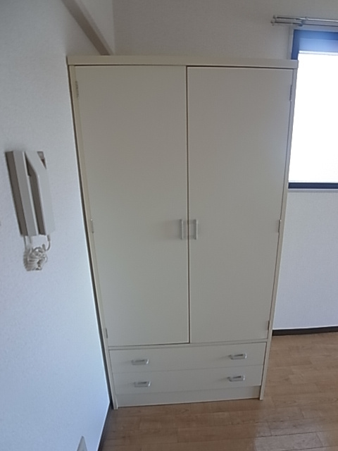 ジョイフル東灘２の収納