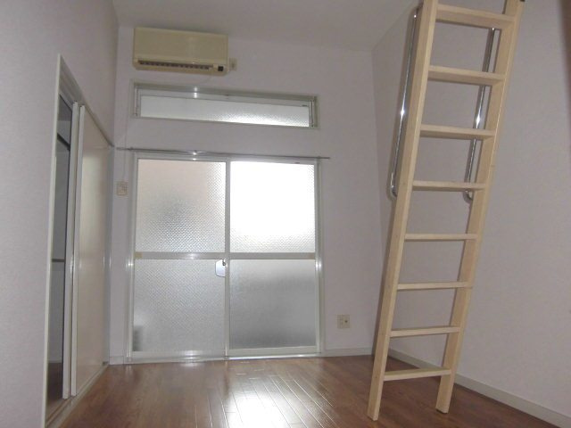 ユニテック六甲の洋室