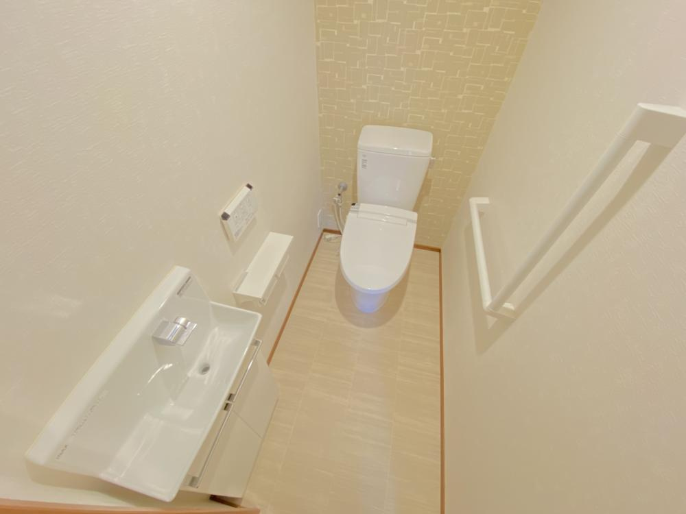 グランエイト甲子園戸崎のトイレ