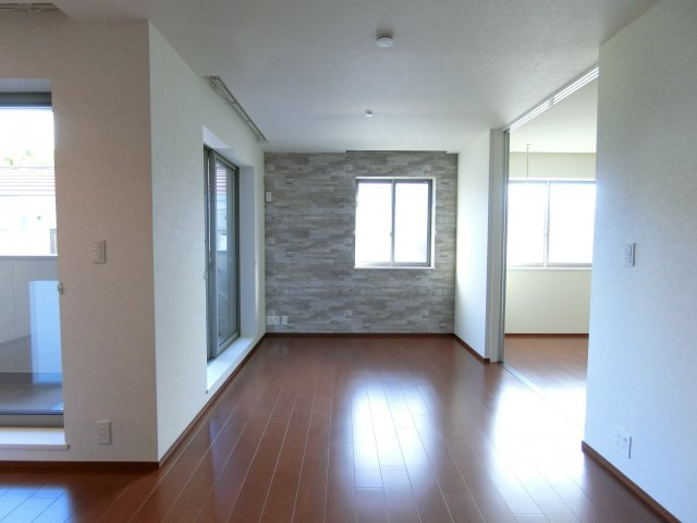 グランエイト甲子園戸崎の居間・リビング