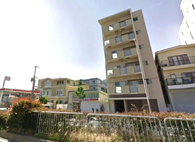 シルエラ甲南山手の外観