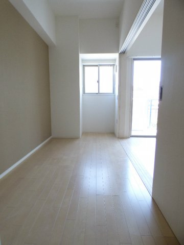 シルエラ甲南山手の洋室