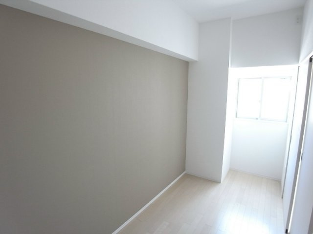 シルエラ甲南山手の洋室