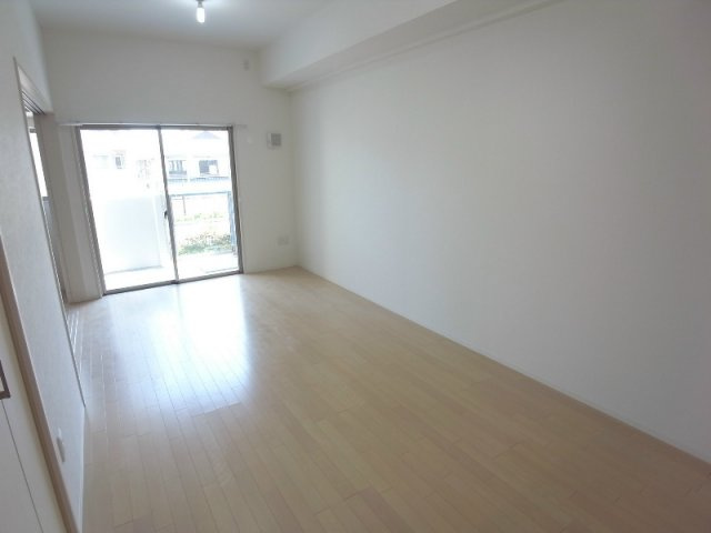 シルエラ甲南山手の居間・リビング