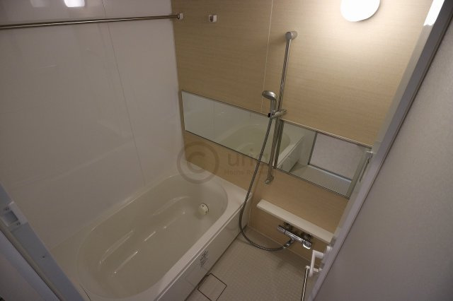 エーデルホーフ住吉本町の浴室