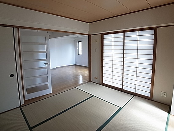 ハイム篠の和室