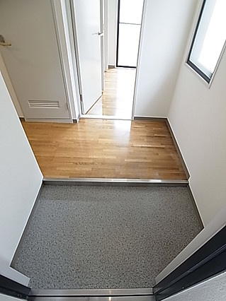 ハイム篠の玄関