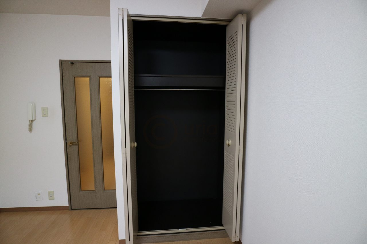 シャトラン弓木Ⅲ番館の収納