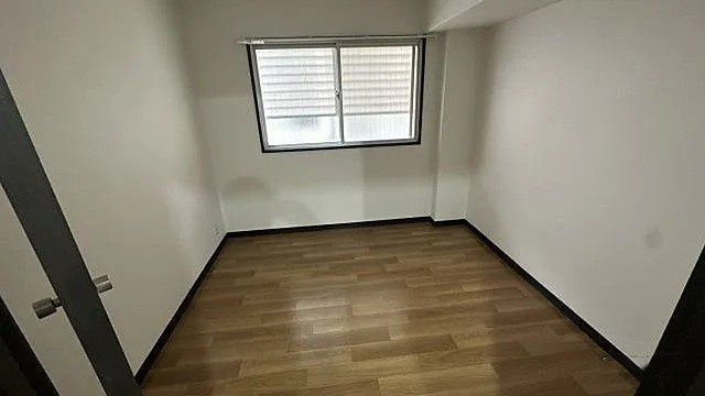 サンシャイン甲南の居間・リビング