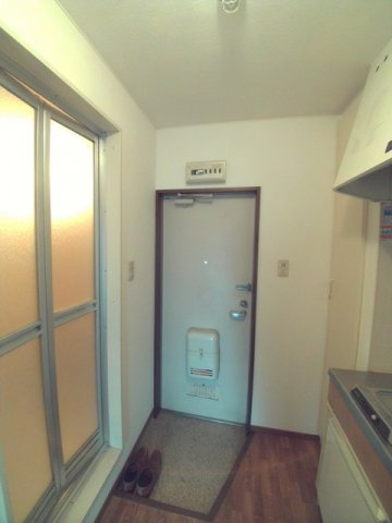 ステュディオ住吉の玄関