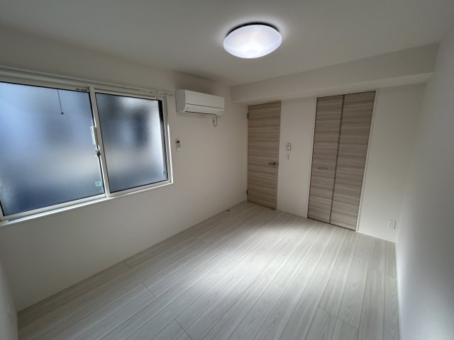 クラシスト甲子園一番町2の居間・リビング