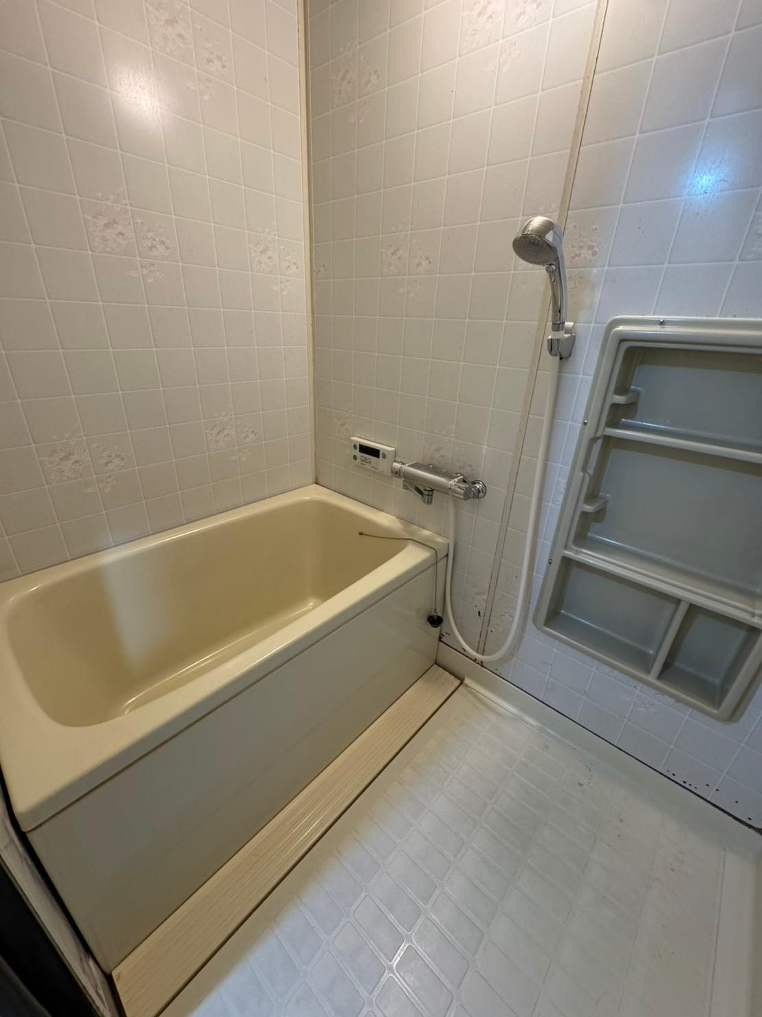 マンション住吉川の浴室