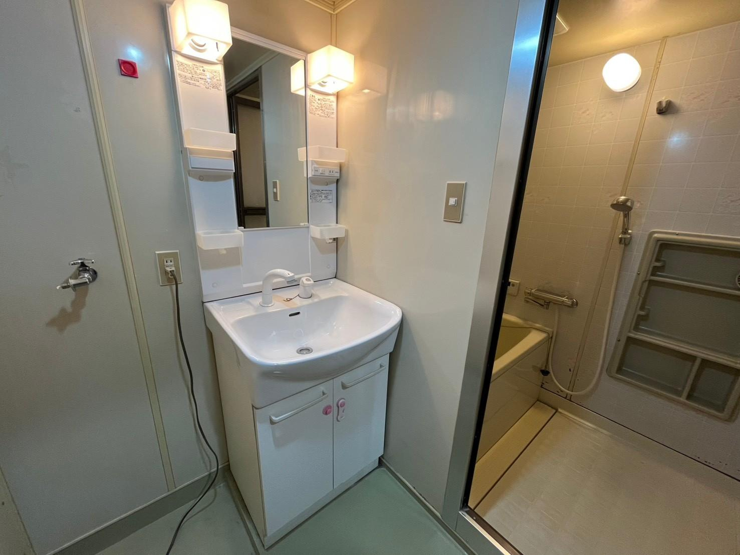 マンション住吉川の洗面所