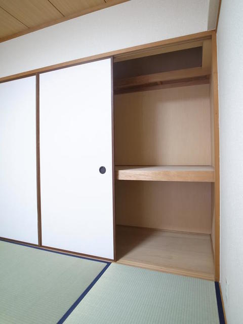 ビバリーハウス青谷1番館の収納