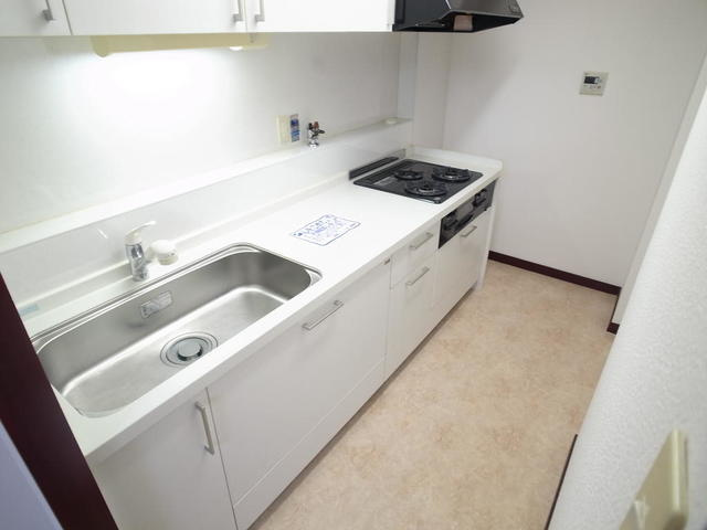 ビバリーハウス青谷1番館のキッチン