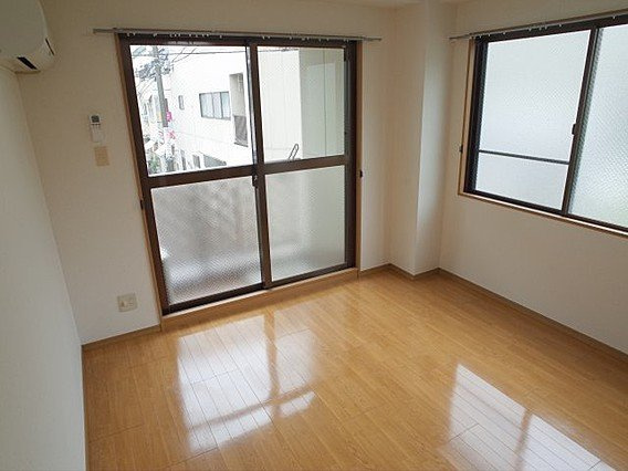 パル住吉の居間・リビング