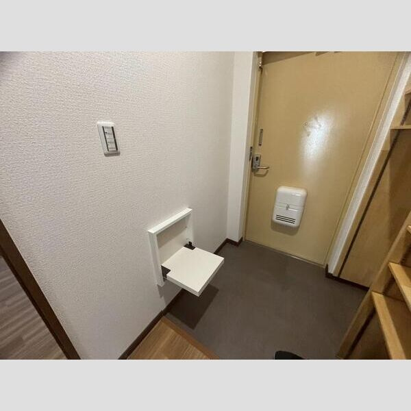 灘の浜高層住宅の玄関