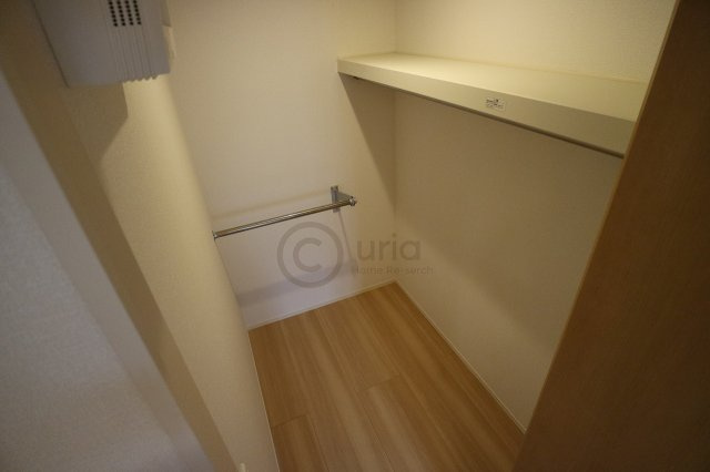 D-room灘北通の収納