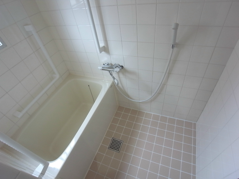 アカカベビルの浴室