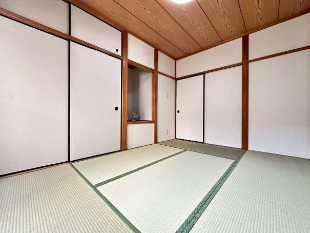 深江本町2丁目貸家の居間・リビング