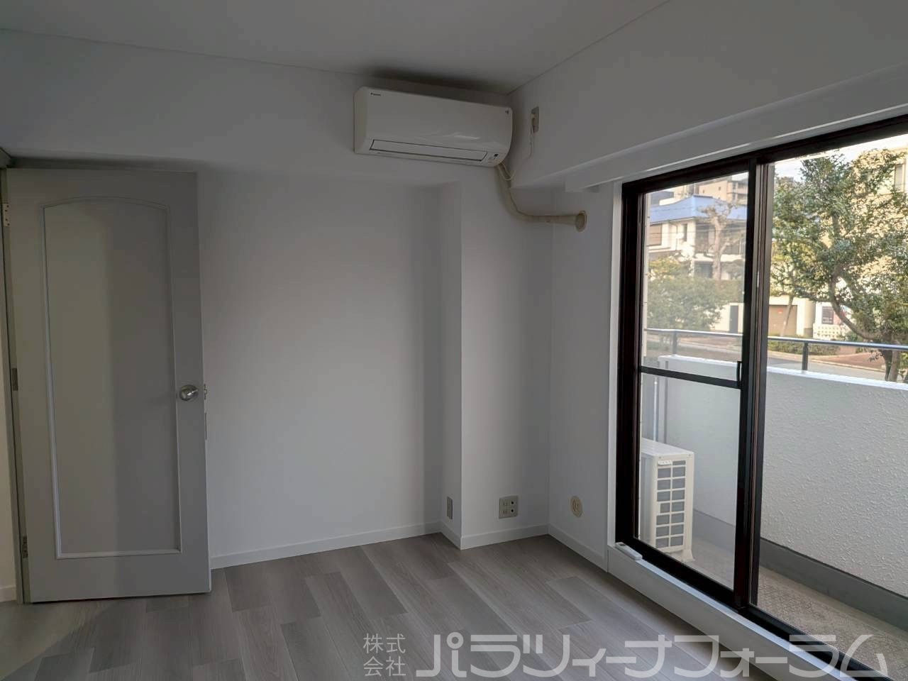 御影城ノ前パークハイムの居間・リビング