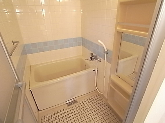 フォルム高羽の浴室