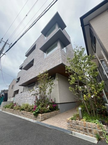 シャーメゾン岡本北