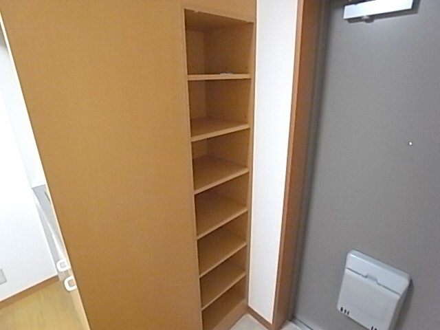 メインステージ芦屋川の収納